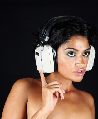 sexy-woman-listening-to-headphones.jpg
