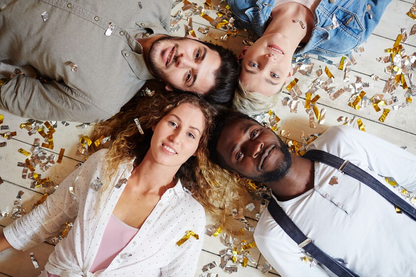 1 in 6 Single Americans Report a Desire to Try Polyamory